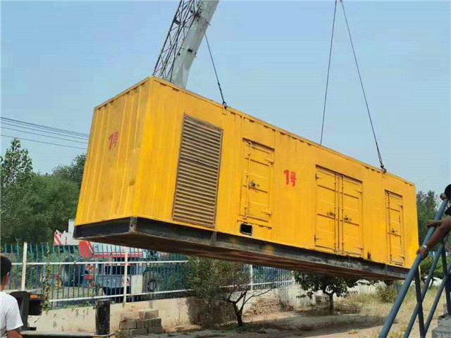 南靖300KW柴油发电机组油耗是多少？