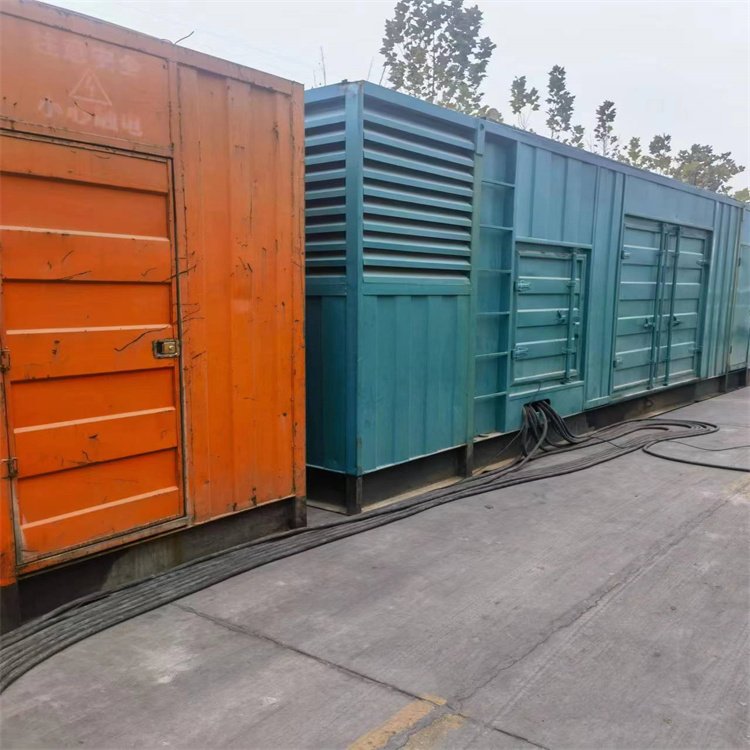 南靖如何选择适合 600kW 柴油发电机组的热继电器?