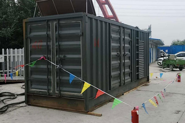 南靖发电机租赁空气滤清器多久更换一次？